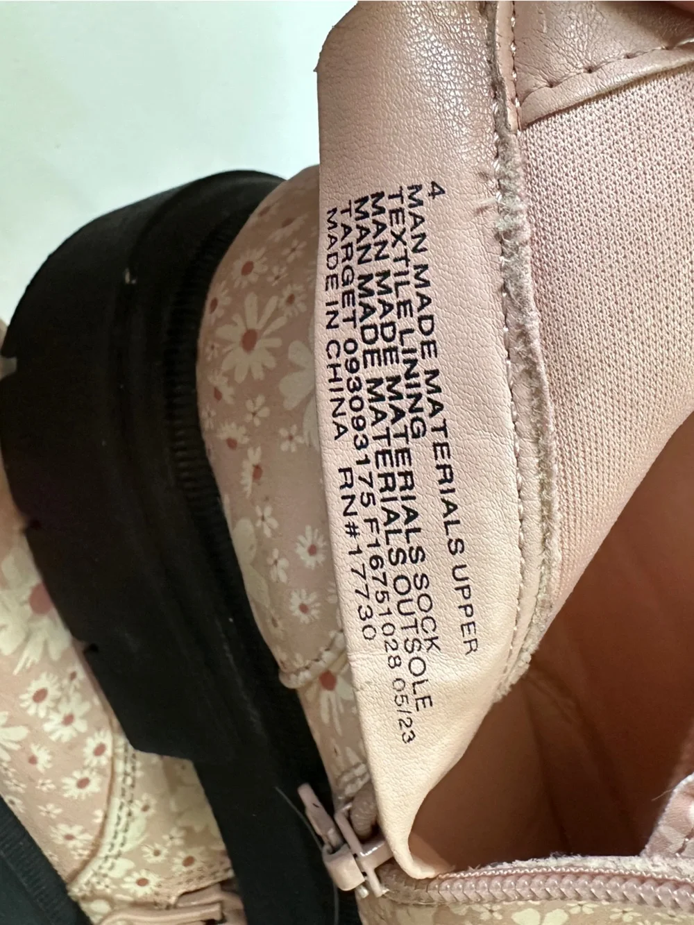 Pink Floral Boots (4Y/ 6W)
